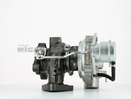 Turbo neuf comprenant :