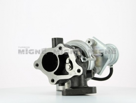 Turbo neuf comprenant :