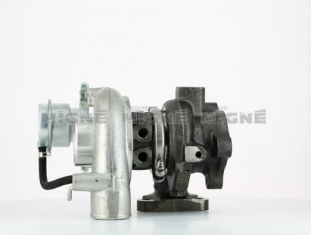 Turbo neuf comprenant :