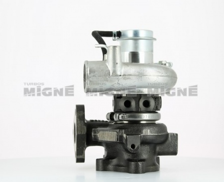 Turbo neuf comprenant :