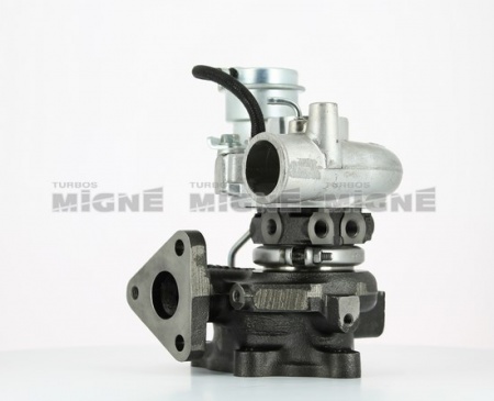 Turbo neuf comprenant :