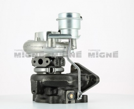 Turbo neuf comprenant :