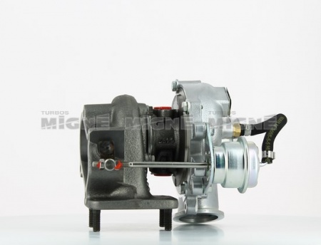 Turbo neuf comprenant :