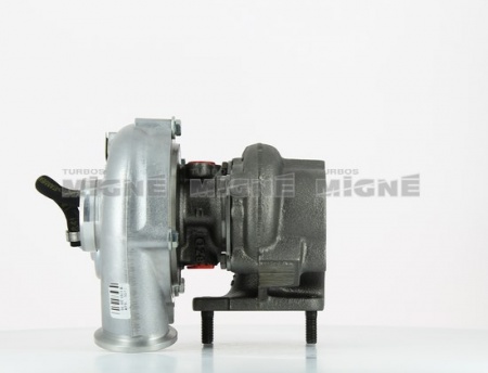 Turbo neuf comprenant :