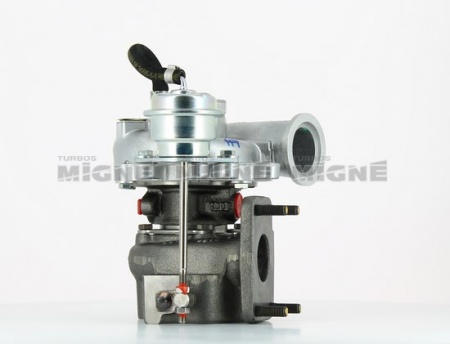 Turbo neuf comprenant :