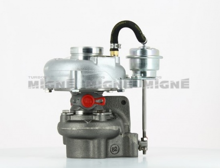 Turbo neuf comprenant :