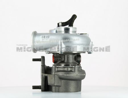 Turbo neuf comprenant :