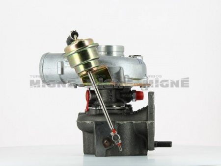 Turbo neuf comprenant :