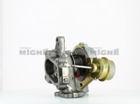 Turbo neuf comprenant :