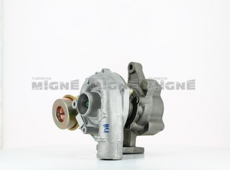 Turbo neuf comprenant :