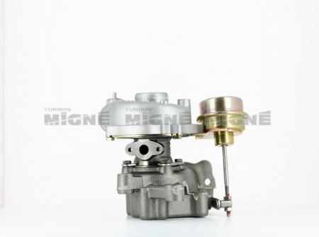 Turbo neuf comprenant :