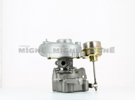 Turbo neuf comprenant :