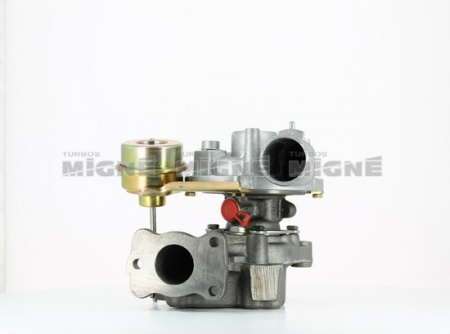 Turbo neuf comprenant :