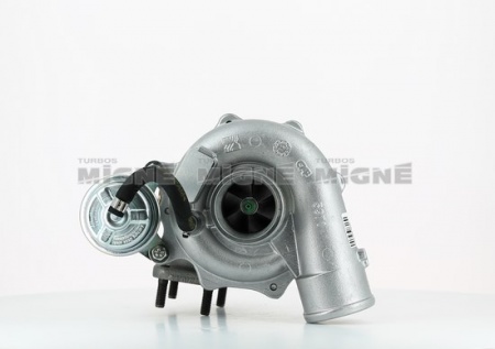 Turbo neuf comprenant :