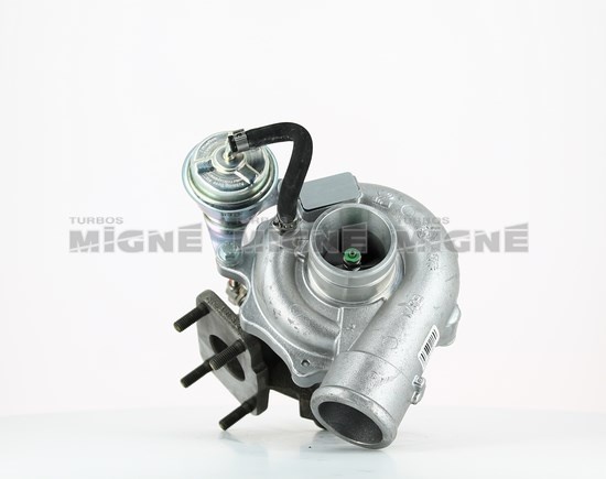 Turbo neuf comprenant :