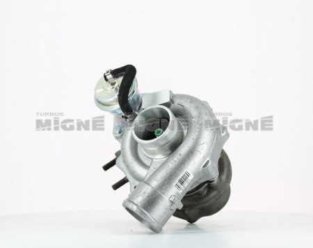 Turbo neuf comprenant :