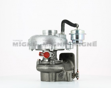 Turbo neuf comprenant :