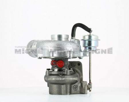 Turbo neuf comprenant :