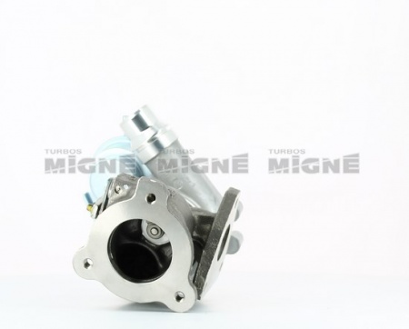 Turbo neuf comprenant :