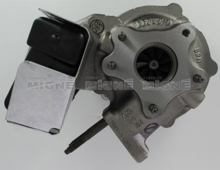 Turbo neuf comprenant :