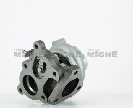 Turbo neuf comprenant :