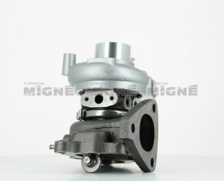 Turbo neuf comprenant :