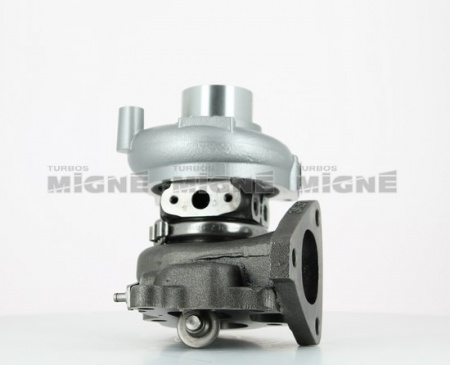 Turbo neuf comprenant :