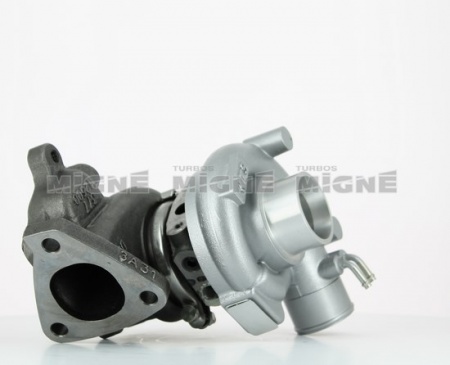 Turbo neuf comprenant :