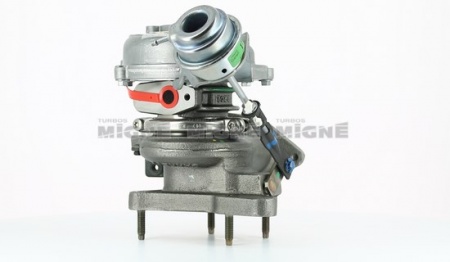 Turbo neuf comprenant :