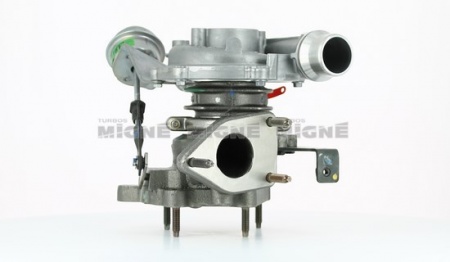 Turbo neuf comprenant :