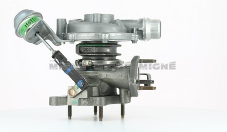 Turbo neuf comprenant :