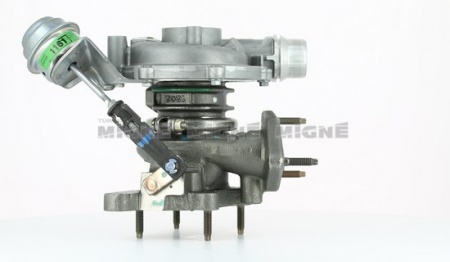 Turbo neuf comprenant :