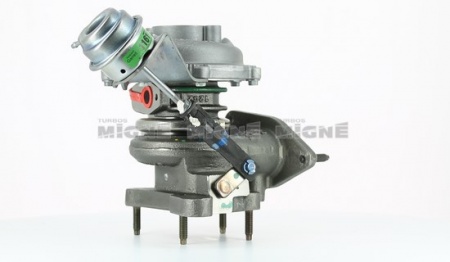 Turbo neuf comprenant :