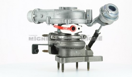 Turbo neuf comprenant :