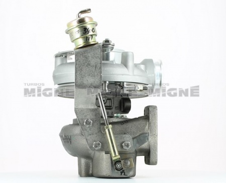 Turbo neuf comprenant :