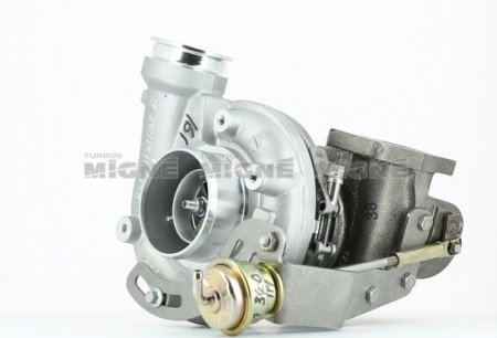 Turbo neuf comprenant :