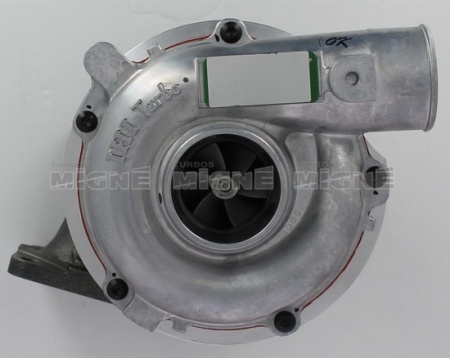 Turbo neuf comprenant :