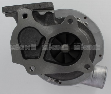 Turbo neuf comprenant :