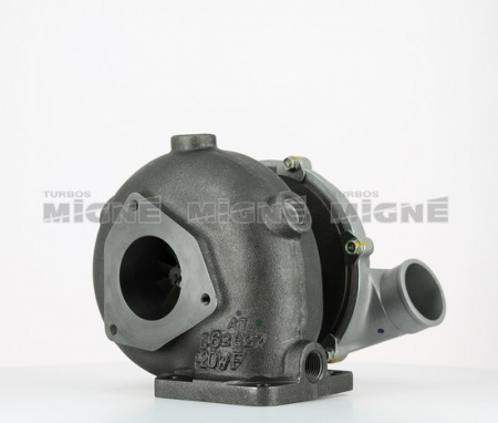 Turbo neuf comprenant :