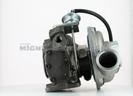 Turbo neuf comprenant :