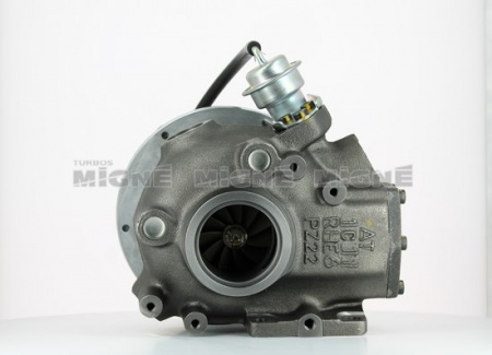 Turbo neuf comprenant :