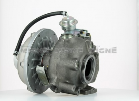 Turbo neuf comprenant :