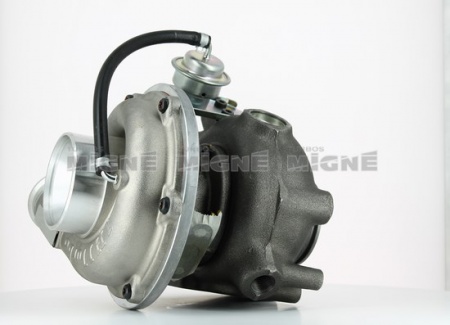 Turbo neuf comprenant :