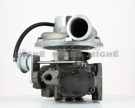 Turbo neuf comprenant :