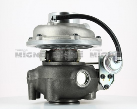 Turbo neuf comprenant :