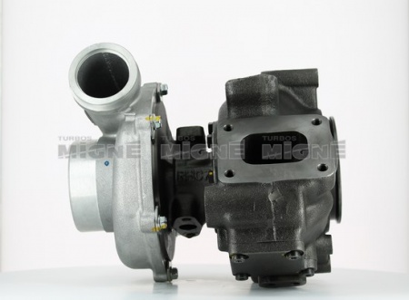 Turbo neuf comprenant :