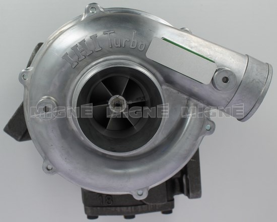 Turbo neuf comprenant :