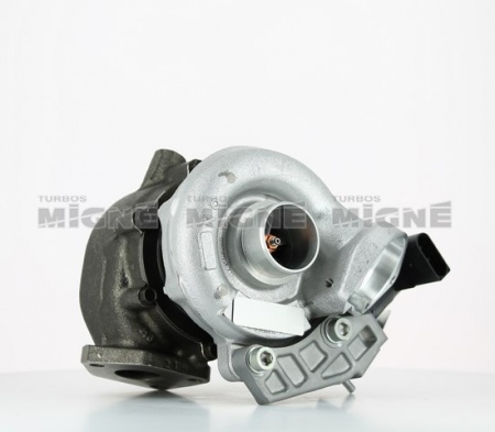 Turbo neuf comprenant :