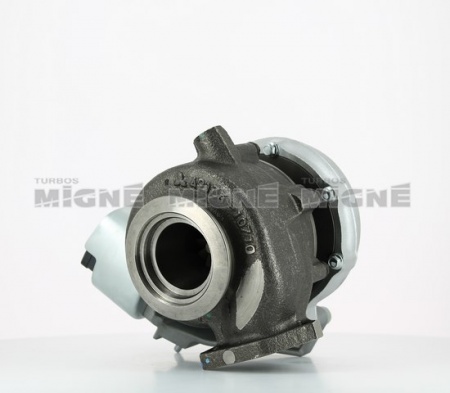 Turbo neuf comprenant :