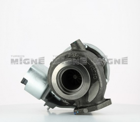 Turbo neuf comprenant :